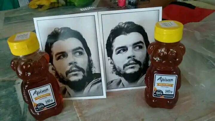 Postal de Che Guevara-foto-Ranchulero Libre-Facebook