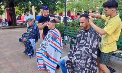 Barberos recolectan dinero para los niños enfermos de cáncer en Holguín