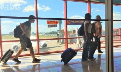 Decomisan equipaje a cubanos que ingresan con parole humanitario a Estados Unidos