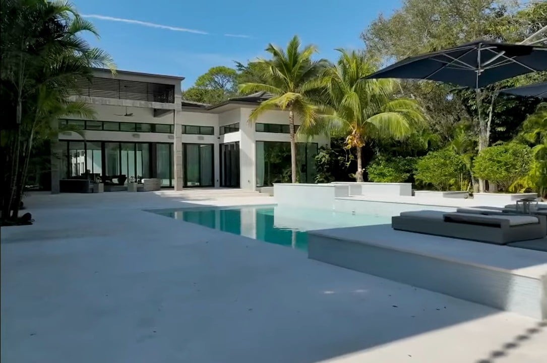 El Salón de la Fama de MLB, David Ortiz ‘Big Papi’, pone a la venta su mansión en Miami