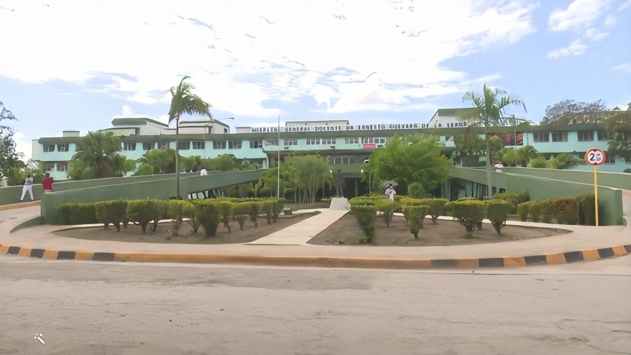 En la “potencia médica” no existen los recursos para operar la pierna de un cubano