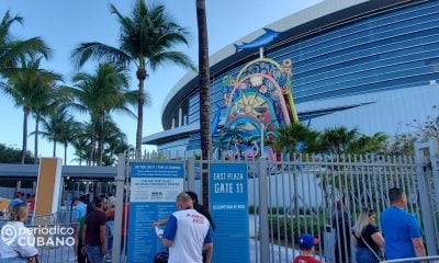 Equipo Cuba entrena en el estadio de los Marlins con Yoenis Céspedes