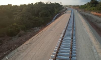 Inicia el desembarco de piedra procedente de Cuba para las rieles del Tren Maya en México (2)