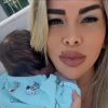 Nayer y su bebé-captura de pantalla-Instagram-Nayer