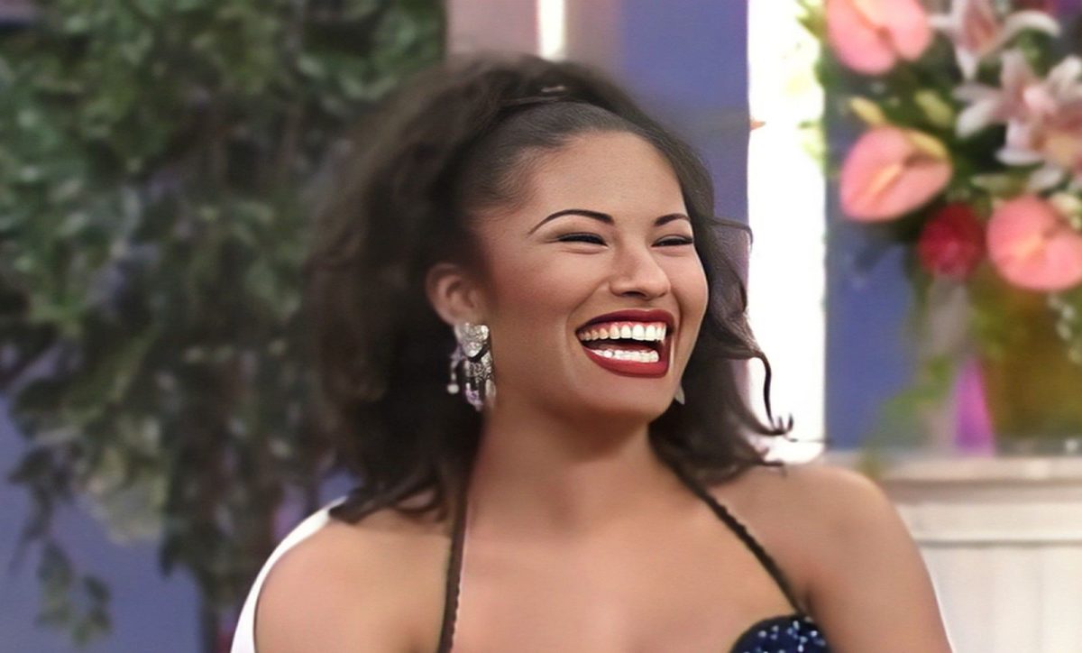 Selena Quintanilla-Captura de pantalla-Selene World-YouTube