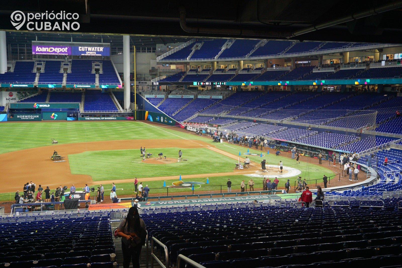 Cinco peloteros cubanos en MLB ganan 374.5 millones de dólares