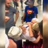 Cubana de 88 años llega a EEUU gracias al parole para reunirse con sus hijos y nietos
