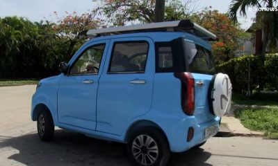 Embajada de EEUU en La Habana le alquila autos eléctricos chinos al régimen castrista