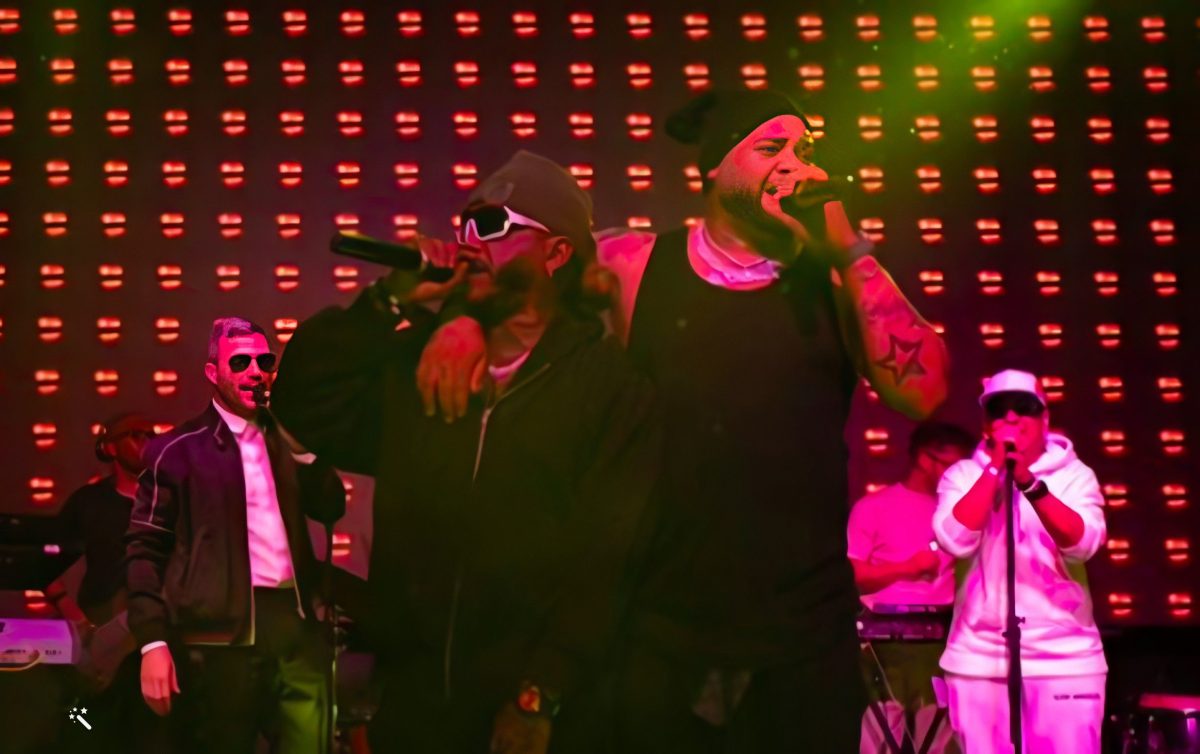 Los Desiguales-Enhanced