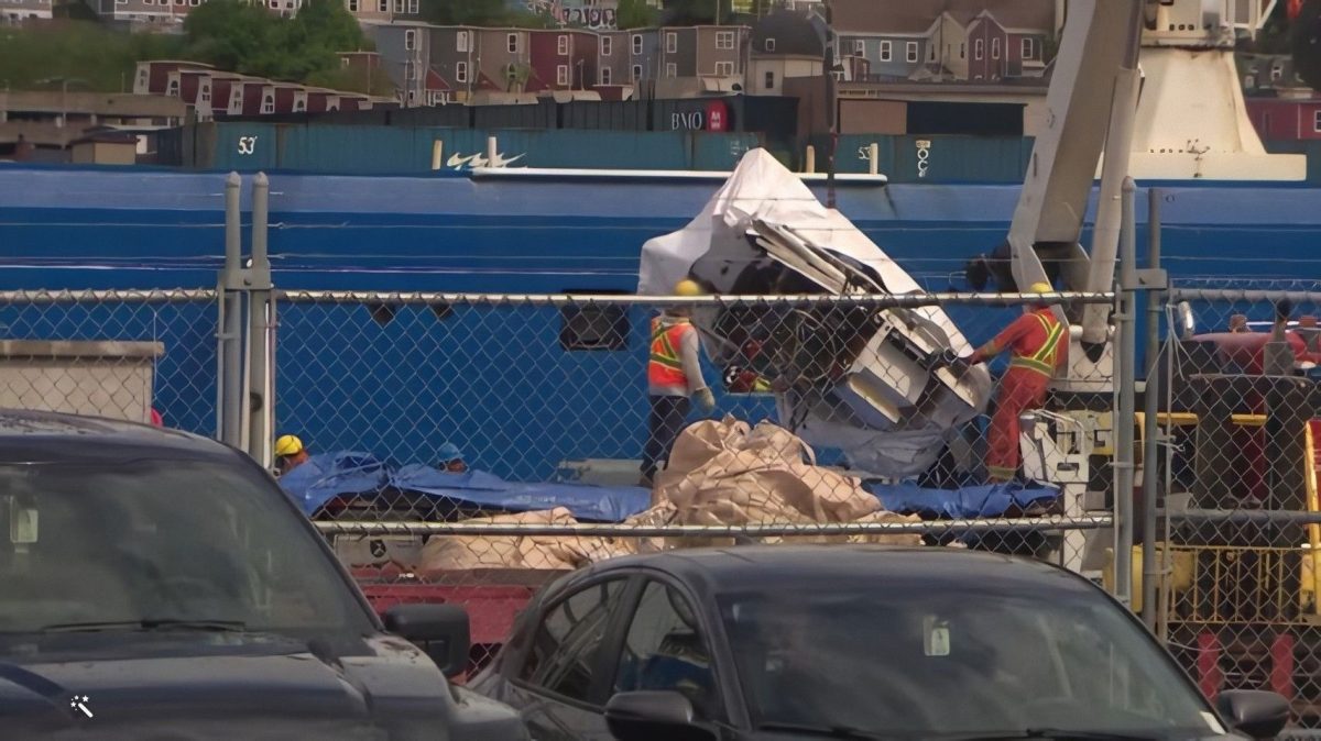 Implosión del submarino Titán habría restos humanos en los escombros recuperados