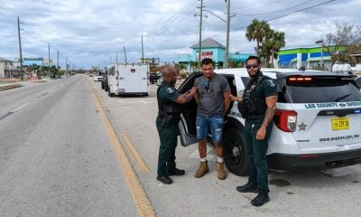 Migrante cubano deportado por robar a damnificados del huracán Ian en el condado de Lee