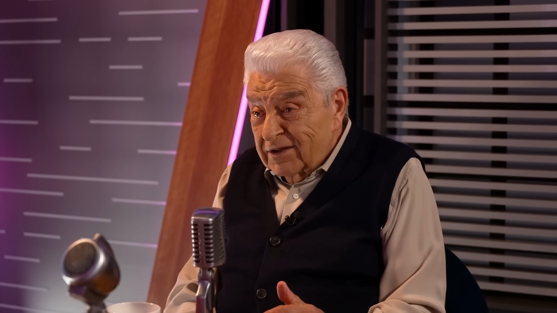 Premian a Don Francisco con tres récords Guinness