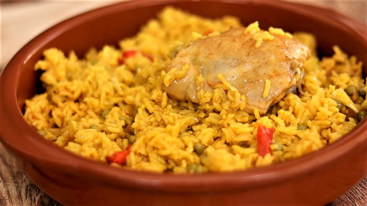 Arroz con pollo a la chorrera