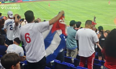 El lanzador del equipo Cuba Javier Mirabal pide la baja del béisbol cubano