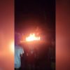 Explosión de motocicleta eléctrica desata devastador incendio en Isabela de Sagua