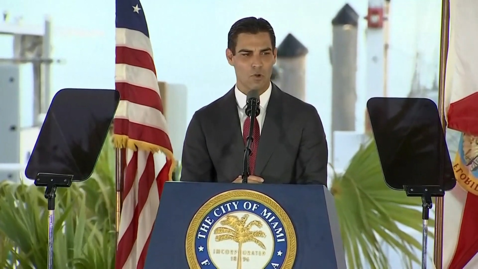 Francis Suárez, alcalde de Miami, renuncia a la carrera por la nominación presidencial republicana
