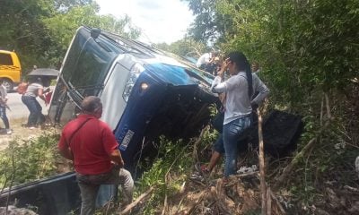 Ómnibus termina volcado tras sufrir accidente en la ruta de Moa a Holguín