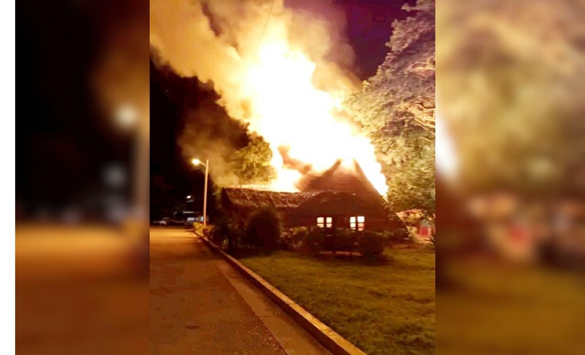 Bomberos de Jagüey Grande se movilizan en bicicletas para atender un incendio
