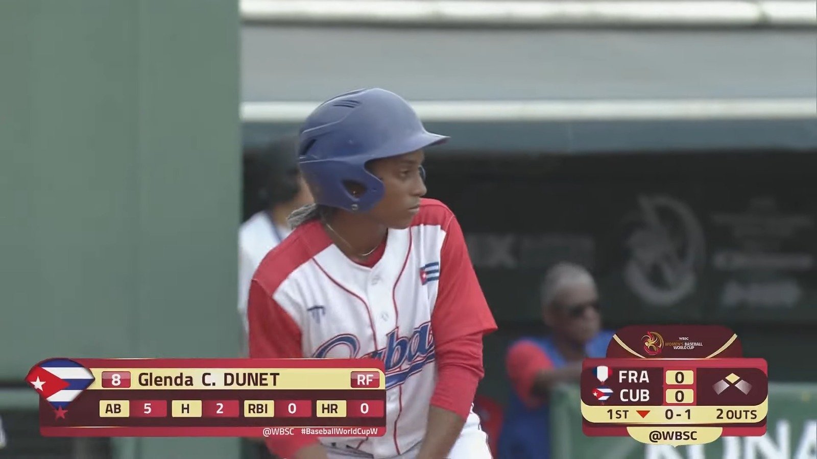 Cuatro jugadoras del equipo Cuba de béisbol abandonan la delegación en una escala en México