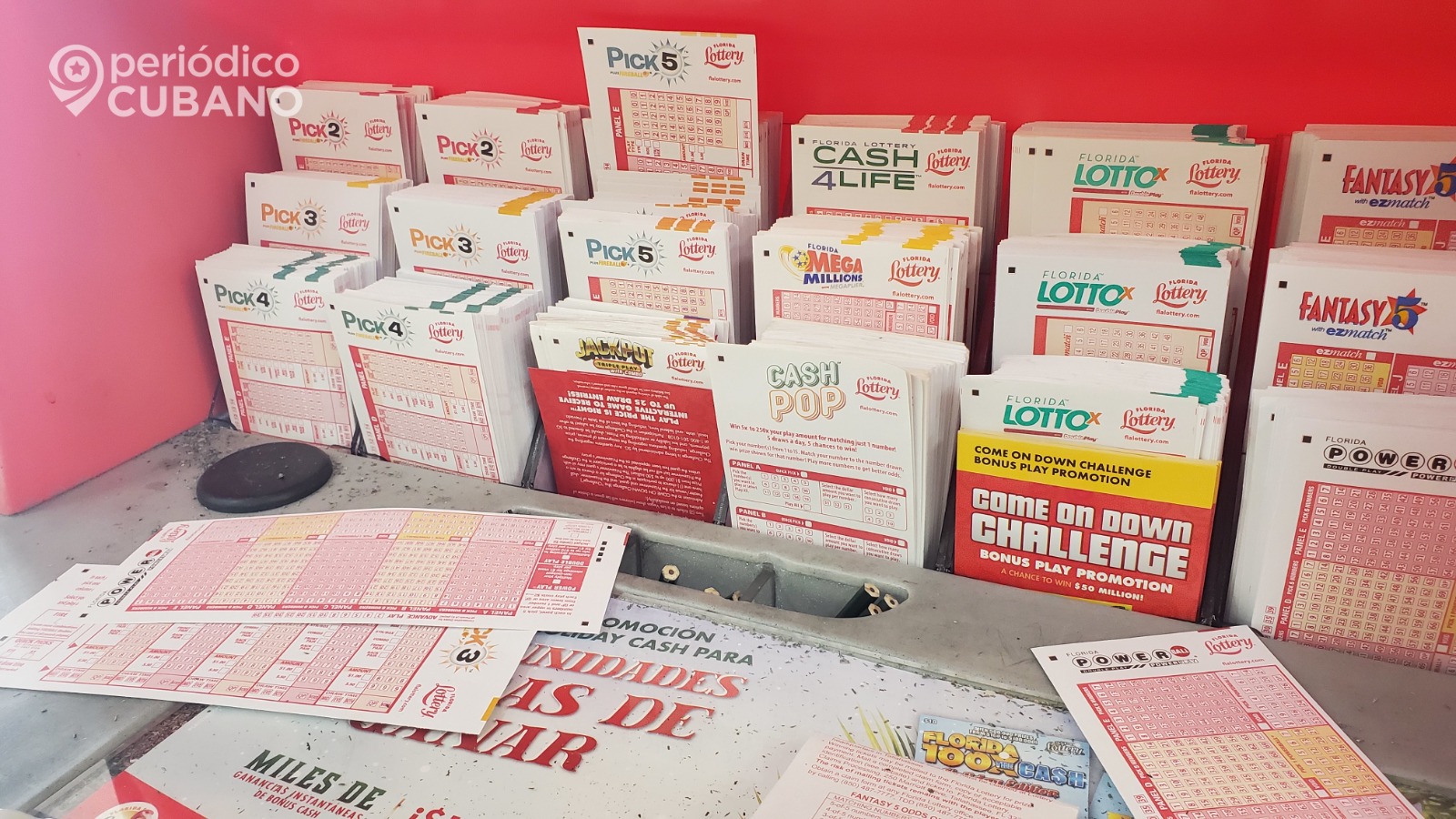 Ganador de 1.600 millones de dólares del Mega Millions reclama su premio en Florida