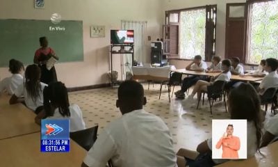 Escasez de más de 17 mil profesores en Cuba impide que alumnos de secundaria básica reciban varias asignaturas