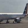 Avión de Cubana reparado durante cuatro años ya vuela en la ruta La Habana – Santiago de Cuba