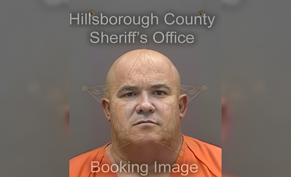 Cubano acusado de fraude termina bajo arresto por robo menor en Hillsborough