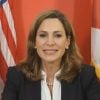 María Elvira Salazar comunica noticia sobre los cubanos con I-220A en EEUU