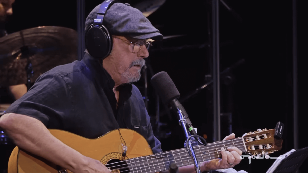 Silvio Rodríguez en el teatro Martí, de La Habana, Cuba.