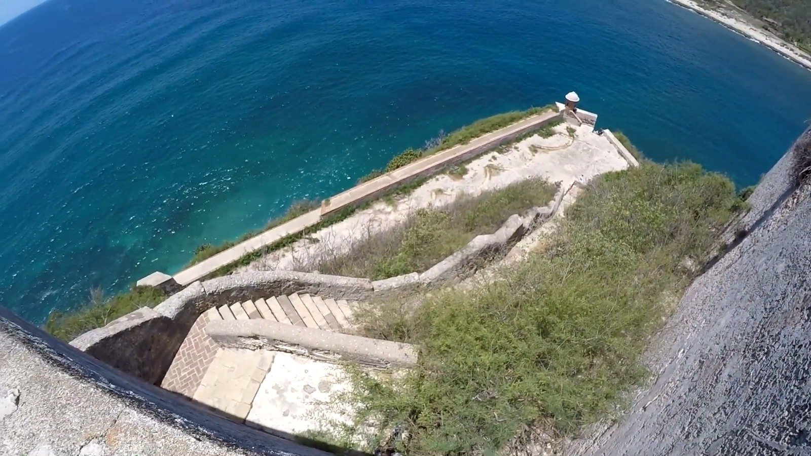 Descubren cementerio sumergido en el fondo de la bahía de Santiago de Cuba (2)