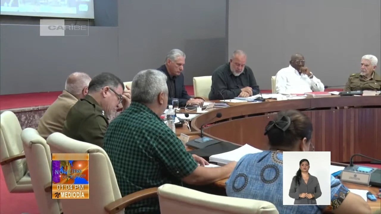 Díaz-Canel exigió arreciar la comunicación política para infundir esperanza de cara al 2024