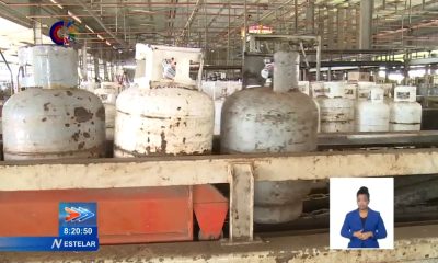 Gobierno decreta aumento de precio del gas licuado y el agua no metrada