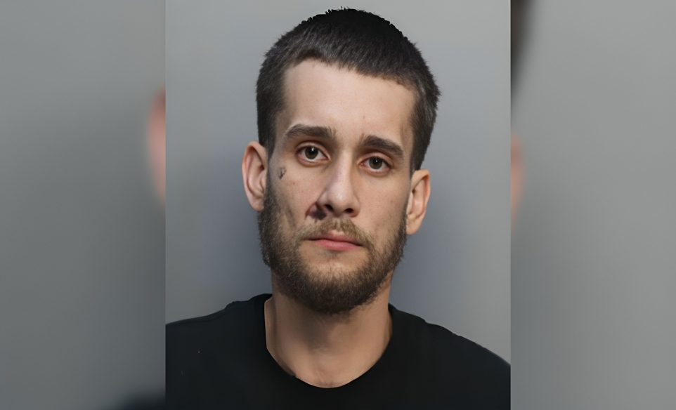 Arrestan a joven por abandonar la escena de un accidente en la ciudad de Hialeah (1)