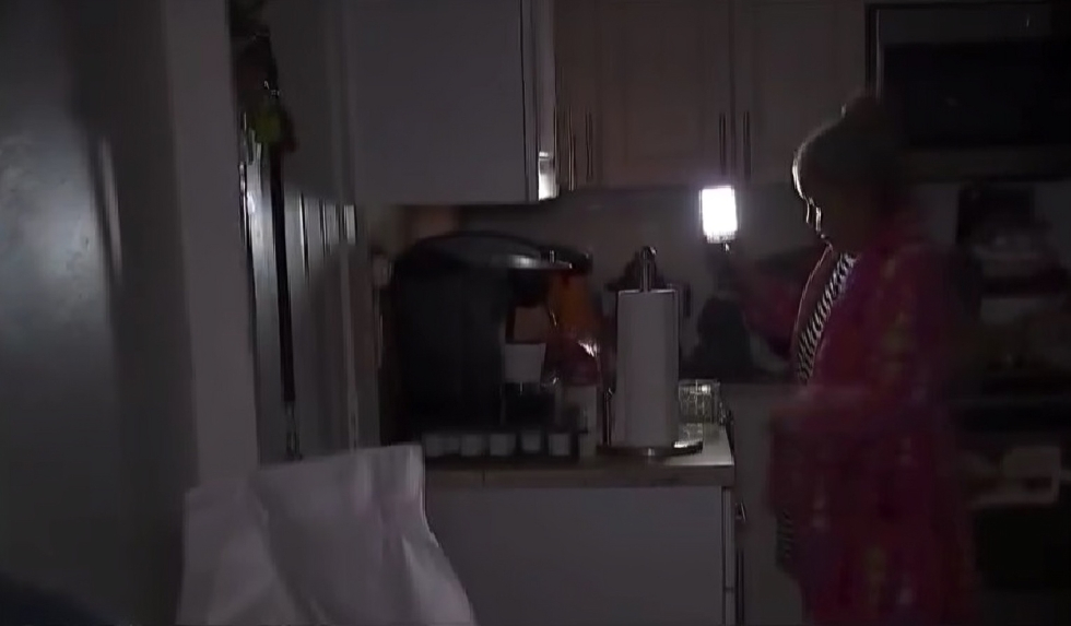 Casas rodantes en Hialeah con conexiones ilegales se quedan sin luz y agua (1)