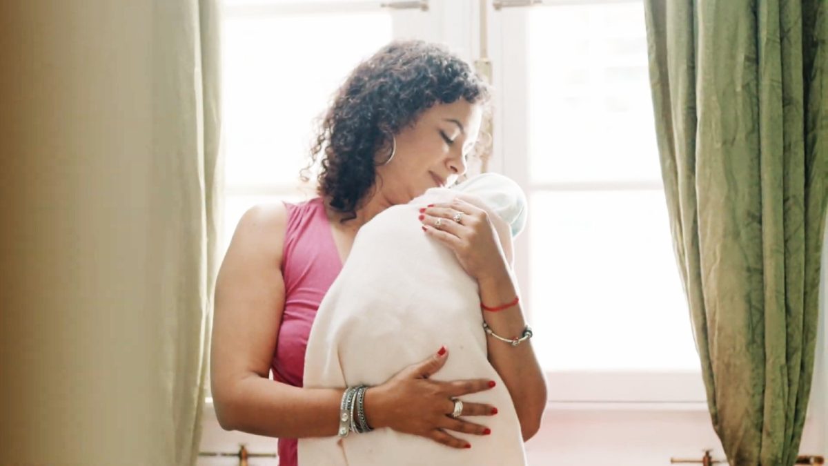 Cuba amplía hasta los quince meses la prestación social por maternidad