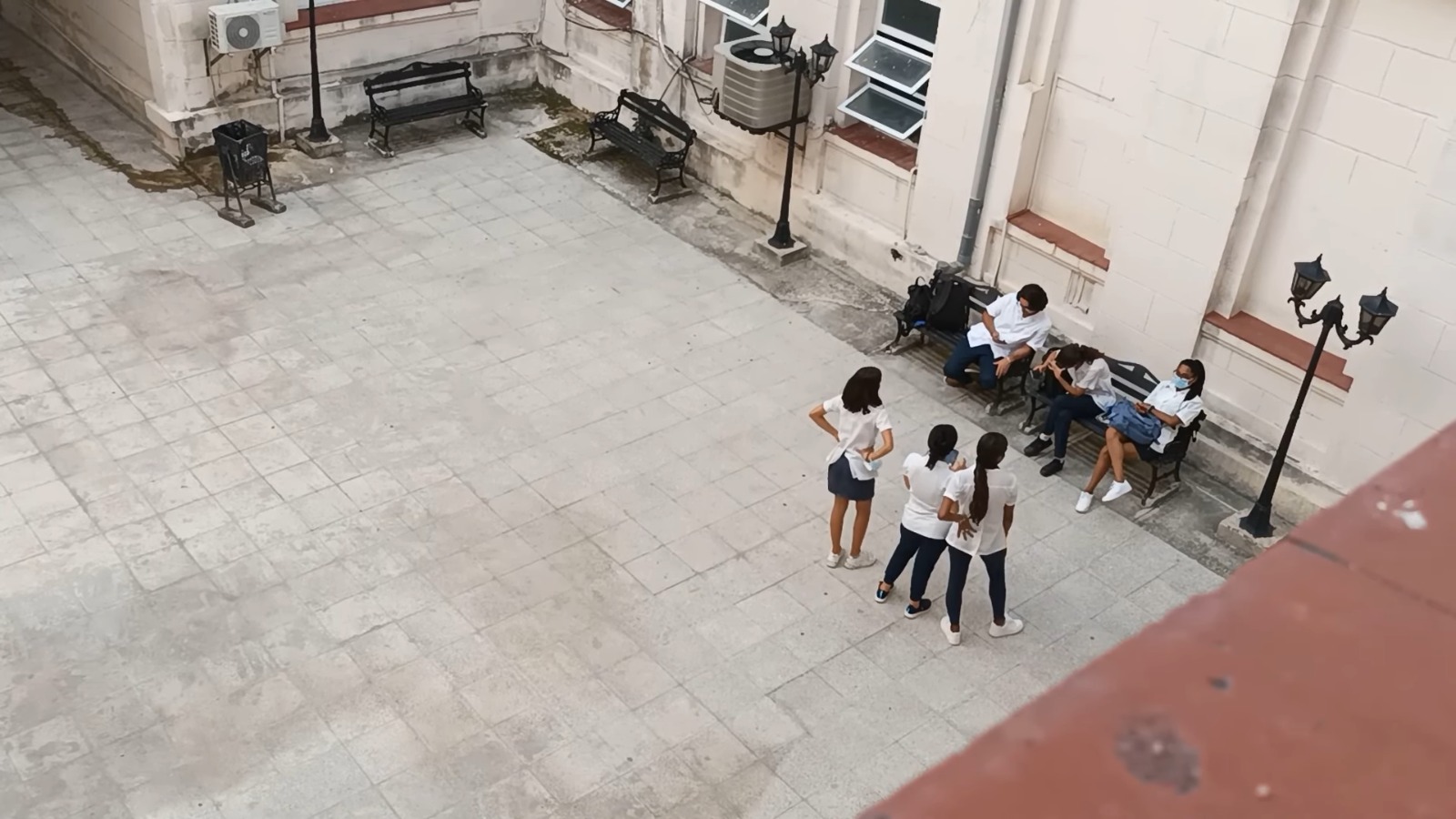 Cuba factura millones de dólares por formación de estudiantes mexicanos
