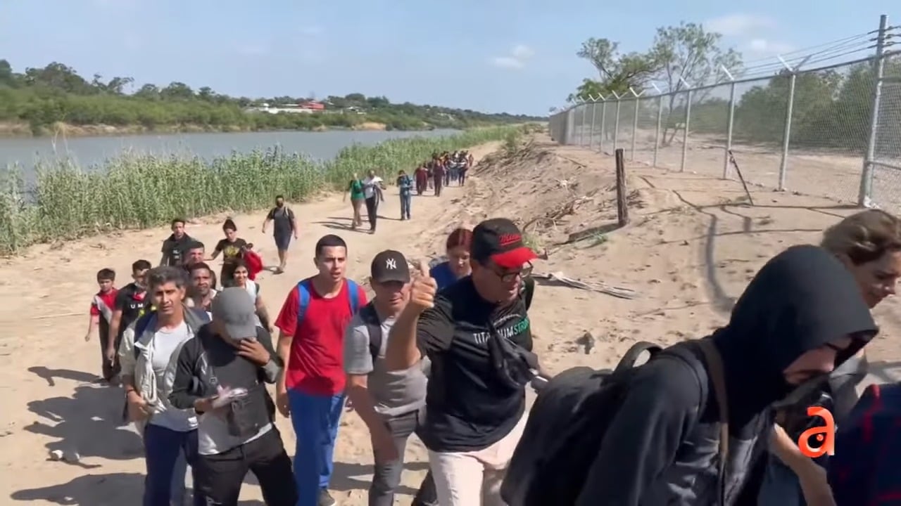 Cubanos con I-220A se organizan para protestar en Washington