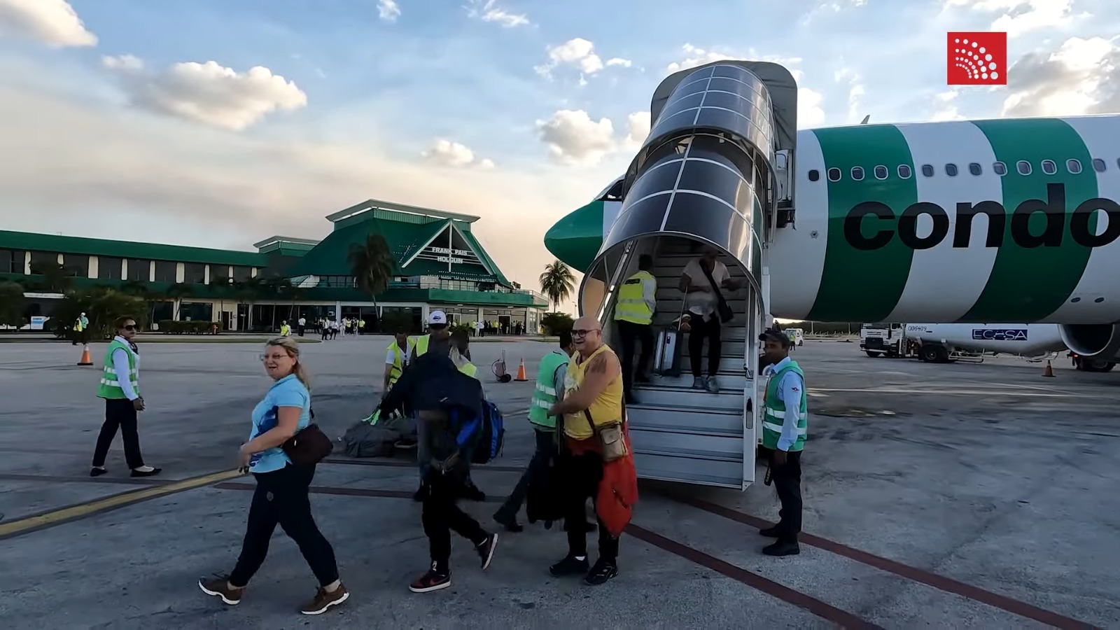 Inauguran vuelo a Cuba desde Frankfurt con moderno avión de la aerolínea alemana Condor
