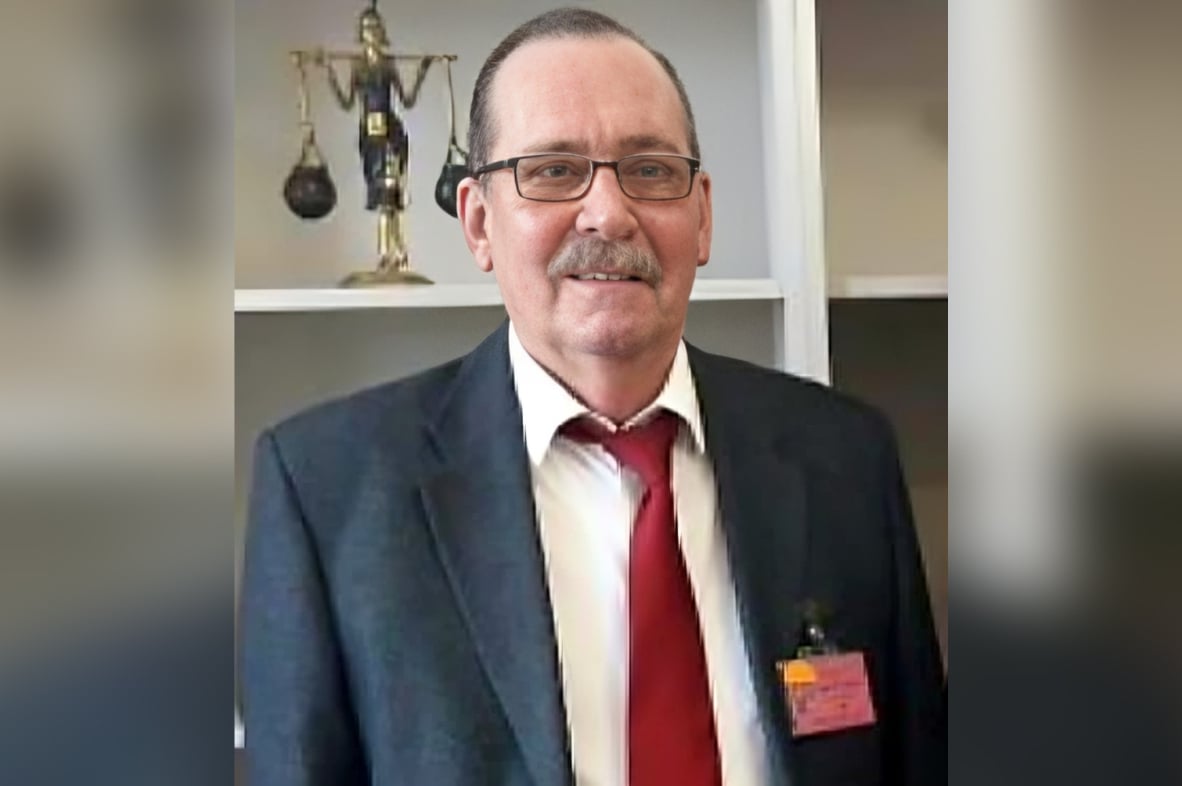 Embajador cubano Félix León