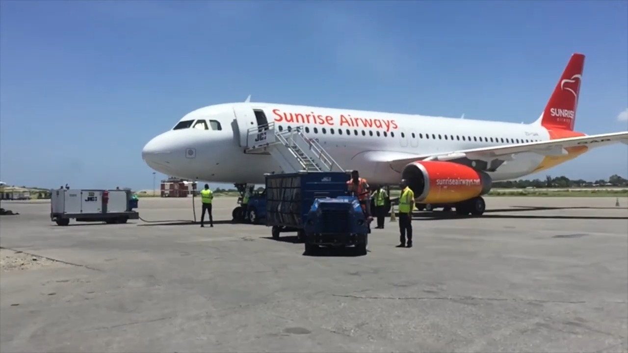 Tirotean en aeropuerto de Haití un avión que viajaría a Cuba