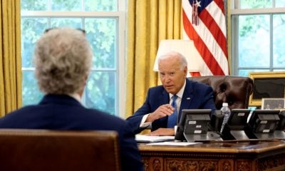 Biden podría otorgar parole a miles de migrantes irregulares que viven en EEUU