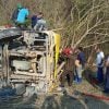 Conductor atrapado en cabina de camión por cuatro horas tras accidente en Granma