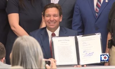 DeSantis firma proyecto de ley para enseñanza de la desastrosa historia del comunismo en escuelas