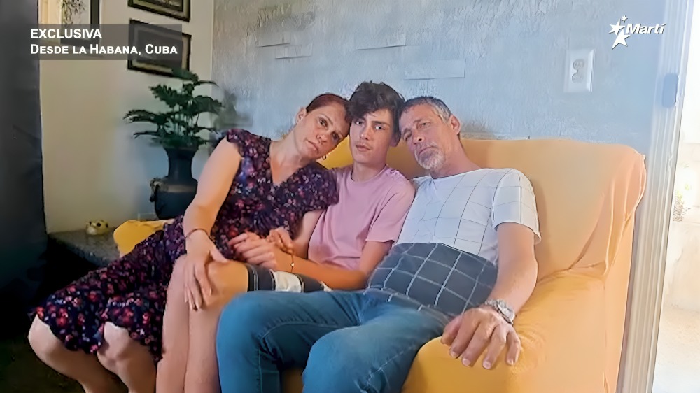 Familia cubana con I-220A es deportada por la indolencia de un juez