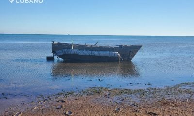 Guardia Costera intercepta a 14 balseros cubanos que llegaron a Cayo Tortugas