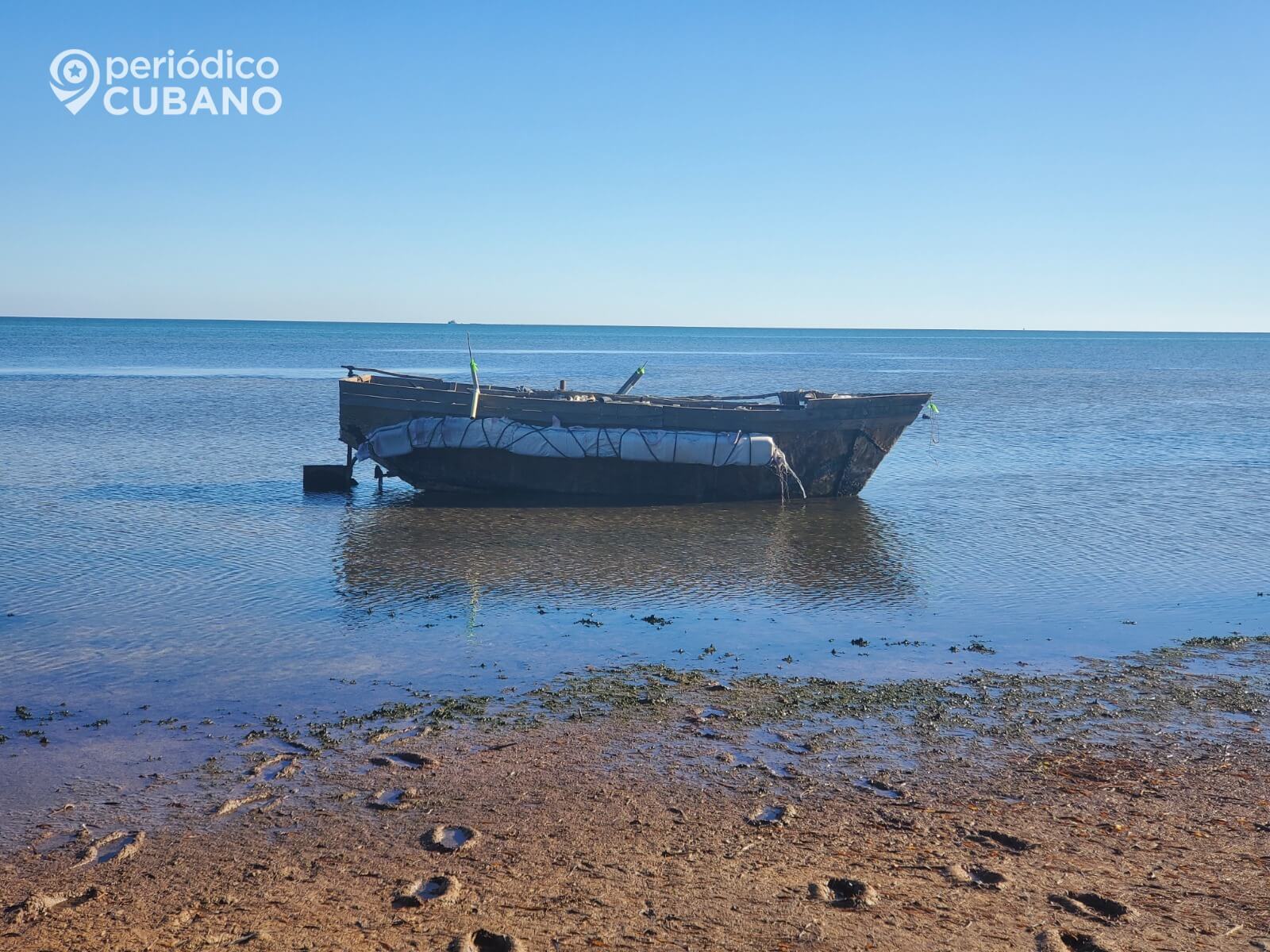 Guardia Costera intercepta a 14 balseros cubanos que llegaron a Cayo Tortugas