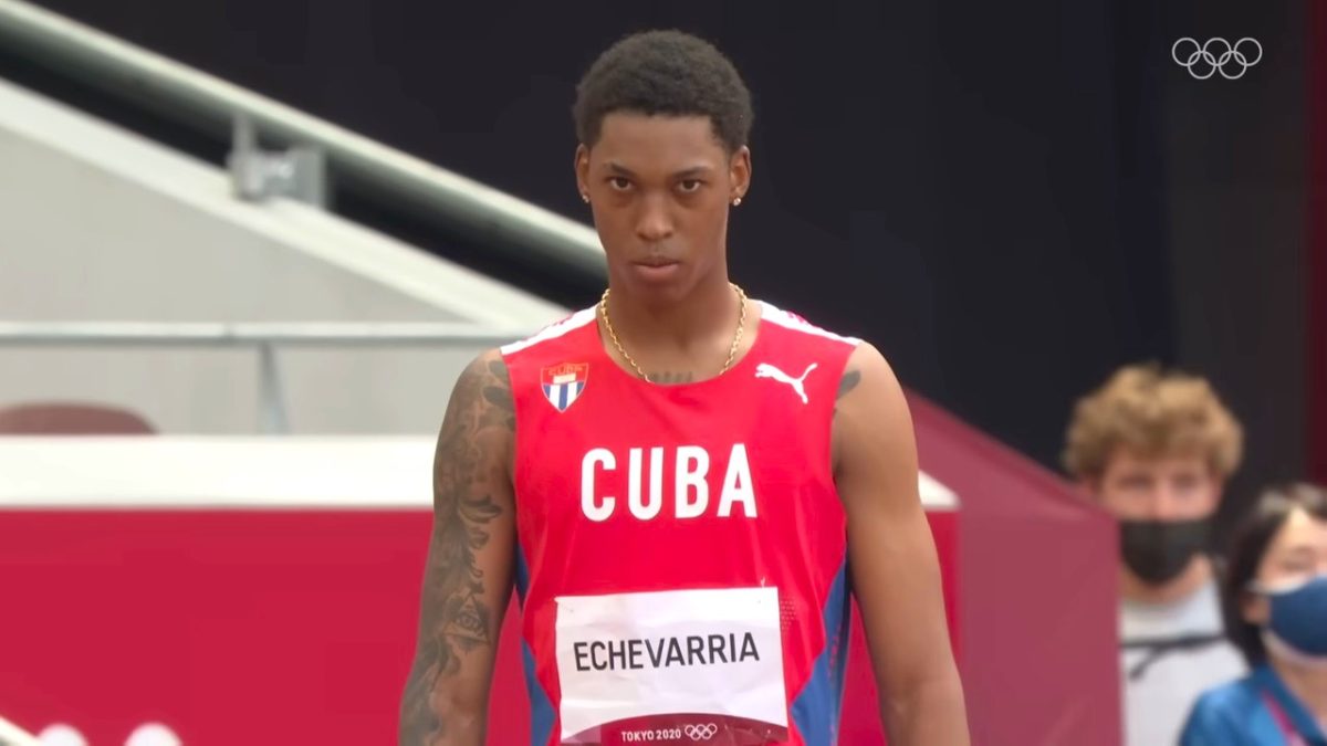 Saltador cubano Juan Miguel Echevarría ahora forma parte de un equipo en España