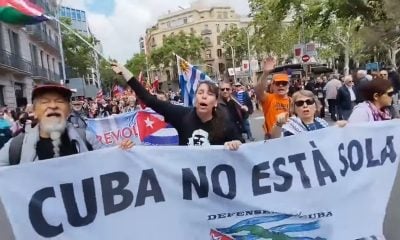 Cubano encara manifestación a favor del régimen castrista en España
