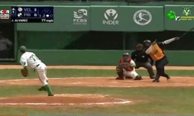 El increíble cartel que aparece en la tv cubana durante un partido de béisbol