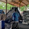 Santiago de Cuba: Inician venta de carbón por la libreta ante la crisis de apagones